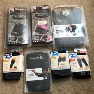 LOT OF WORKOUT GEAR